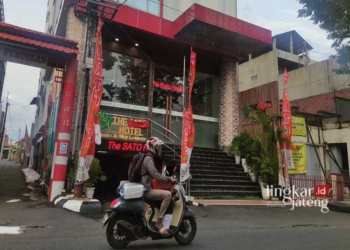 Pemkab Kudus Menang, Gugatan Warga atas IMB The Sato Hotel Ditolak Hakim 25 KOKOH: Tampak bangunan The Sato Hotel yang digugat oleh warga. (Nisa Hafizhotus Syarifa/Lingkarjateng.id)