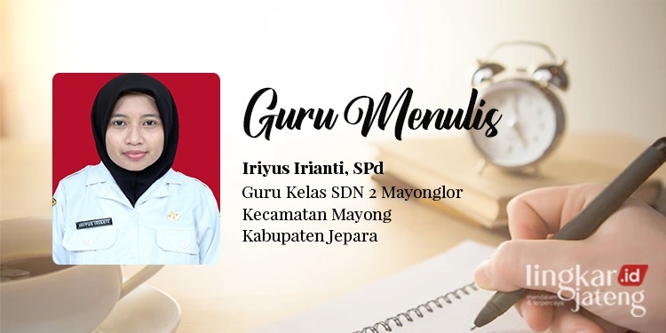 Upaya Meningkatkan Hasil Belajar Matematika Menggunakan Alat Peraga Tulang Napier pada Peserta Didik Kelas III SDN 2 Mayonglor Kecamatan Mayong Kabupaten Jepara 25 POTRET: Guru Kelas SDN 2 Mayonglor Kecamatan Mayong Kabupaten Jepara, Iriyus Irianti, S.Pd. (Istimewa/Lingkarjateng.id)