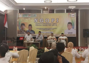 DISKUSI: Anggota DPR RI Komisi VIII Abdul Wachid bersama Kemenag Kudus membahas tentang pondok pesantren yang ada di Kabupaten Kudus, Selasa, 22 Agustus 2023. (Ihza Fajar/Lingkarjateng.id)