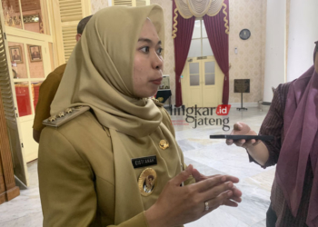 Bupati Demak Eisti’anah. (M Burhanuddin Aslam/Lingkarjateng.id)