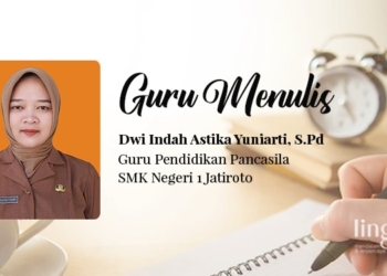 POTRET: Guru mata pelajaran Pendidikan Pancasila di SMK Negeri 1 Jatiroto, Dwi indah Astika Yuniarti, S.Pd. (Lingkarjateng.id)