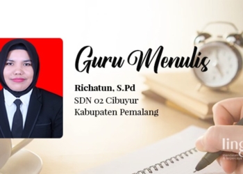 POTRET: Guru SDN 02 Cibuyur, Kabupaten Pemalang, Richatun, S.Pd. (Istimewa/Lingkarjateng.id)