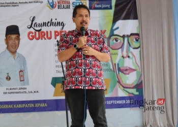 Sekretaris Daerah (Sekda) Kabupaten Jepara, Edy Sujatmiko. (Muslichul Basid/ Lingkarjateng.id)