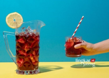 ILUSTRASI: Minuman bersoda. (Freepik/Lingkarjateng.id)