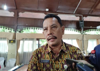 BERI KETERANGAN: Kepala Inspektorat Kudus, Eko Djumartono. (Nisa Hafizhotus Syarifa/Lingkarjateng.id)