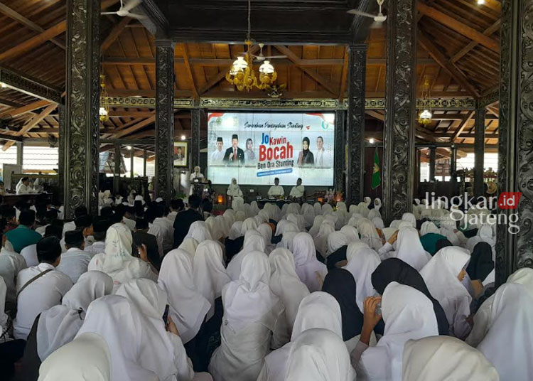 PEMBEKALAN: Suasana acara Sarasehan Pencegahan Stunting bertempat di Pendopo Kabupaten Demak, Minggu, 22 Oktober 2023. (M Burhanuddin Aslam/Lingkarjateng.id)