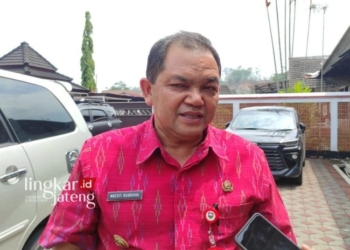 MENERANGKAN: Bupati Semarang, Ngesti Nugraha saat dimintai keterangan belum lama ini. (Hesty Imaniar/Lingkarjateng.id)