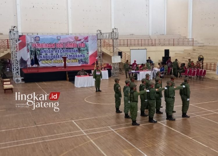 Membaggakan, Satlinmas Kabupaten Semarang Jadi Percontohan di Indonesia 25 Acara Pembinaan dan Lomba PBB Antar Kecamatan Se-Kabupaten Semarang Tahun Anggaran 2023 di Gedung Serbaguna Wujil, Kecamatan Bergas, Kabupaten Semarang pada Kamis, 23 November 2023. (Hesty Imaniar/Lingkarjateng.id)