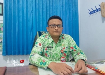 Plt Kepala Disdukcapil Pati, Sutikno Edi. (Setyo Nugroho/Lingkarjateng.id)