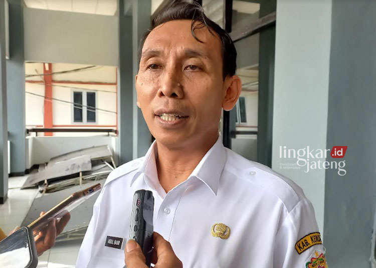 Jumlah Kelulusan PPPK 2023 di Kendal Belum Bisa Penuhi Kebutuhan 25 Kepala BKPP Kendal, Abdul Basir saat dimintai keterangan wartawan belum lama ini. (Arvian Maulana/Lingkarjateng.id)