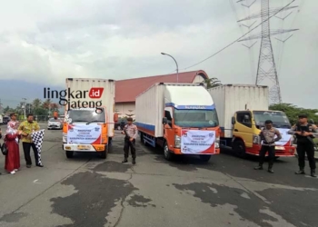 SIAP DIDISTRIBUSIKAN: KPU Kabupaten Semarang mulai mendistribusikan logistik Pemilu 2024 ke masing-masing daerah pemelihan pada Rabu, 7 Februari 2024. (Hesty Imaniar/Lingkarjateng.id)