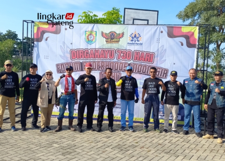 FOTO BERSAMA: Sekda Kendal Sugiono beserta Forkopimda dan General PIC FBHI, Mayor Inf Agus Ridwanto berserta jajaran FBHI Kendal. (Arvian Maulana/Lingkarjateng.id)