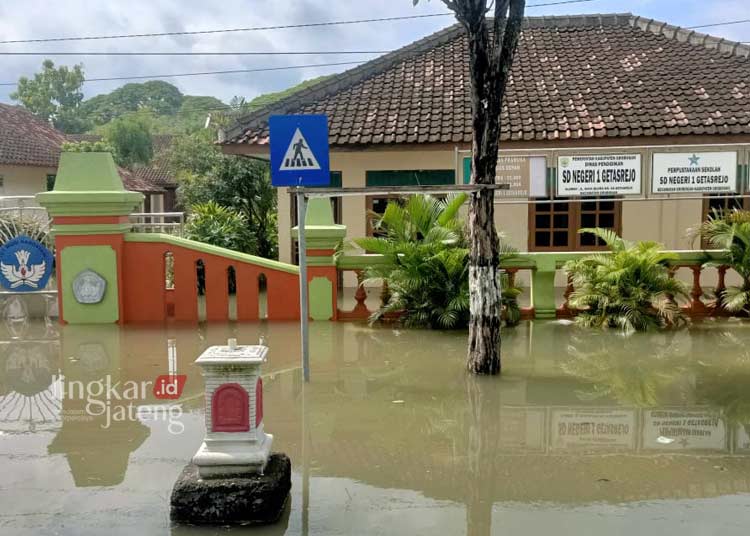MENGGENANG: Halaman SD Negeri 1 Getasrejo, Kecamatan Grobogan, Kabupaten Grobogan. (Dok. SD Negeri 1 Getasrejo/Lingkarjateng.id)