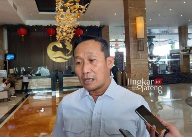 PDIP Kehilangan 5 Kursi DPRD Kota Semarang, Muncul Spekulasi Digondol Parpol Lain 25 Sekretaris DPC PDIP Kota Semarang Kadar Lusman (Pilus) saat ditemui di Semarang, Selasa, 5 Maret 2024. (Rizky Syahrul Al-Fath/Lingkarjateng.id)