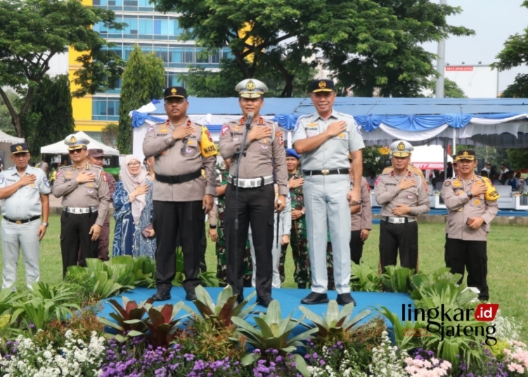 Operasi Keselamatan Candi Dimulai 4 Maret, Ini 7 Pelanggaran yang Bakal Ditindak 25 APEL: Apel Gelar Pasukan Operasi Keselamatan Candi 2024 di Lapangan Pancasila Simpang Lima Semarang, pada Sabtu, 2 Maret 2024. (Dok. Humas Polda Jateng for Lingkar/Lingkarjateng.id)