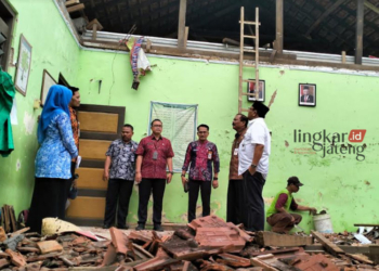 DOKUMENTASI: Kondisi bangunan SD 6 Hadipolo yang bakal direhabilitasi Disdikpora Kabupaten Kudus tahun ini. (Nisa Hafizhotus Syarifa/Lingkarjateng.id)