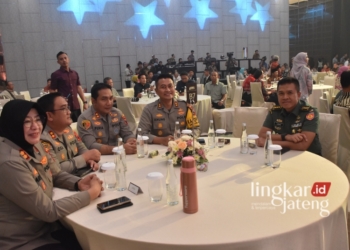 Kasdam IV/Diponegoro Sampaikan Dukungan kepada Pers 32 Kasdam IV/Diponegoro Brigjen TNI Budi Irawan saat menghadiri acara detikjateng-jogja Awards 2024 di Padma Hotel Semarang, Selasa 30 April 2024. (Pendam IV/Diponegoro/Lingkarjateng.id)