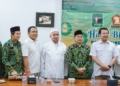 KOMUNIKASI POLITIK: Tiga partai politik, PPP, PKB, Gerindra Jepara saat gelar Halal bihalal dan Komunikasi Politik Rengkot Buyut Restaurant, Minggu, 5 Mei 2024. (Tomi Budianto/Lingkarjateng.id)