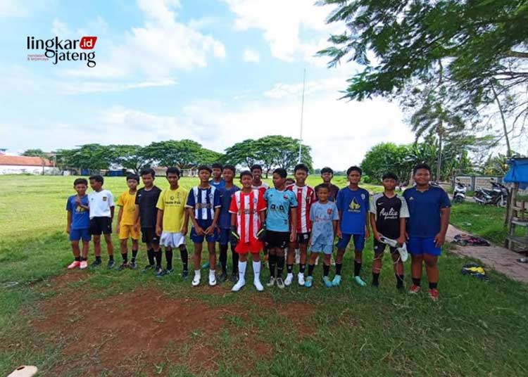 Sesi latihan tim sepak bola asal Jepara