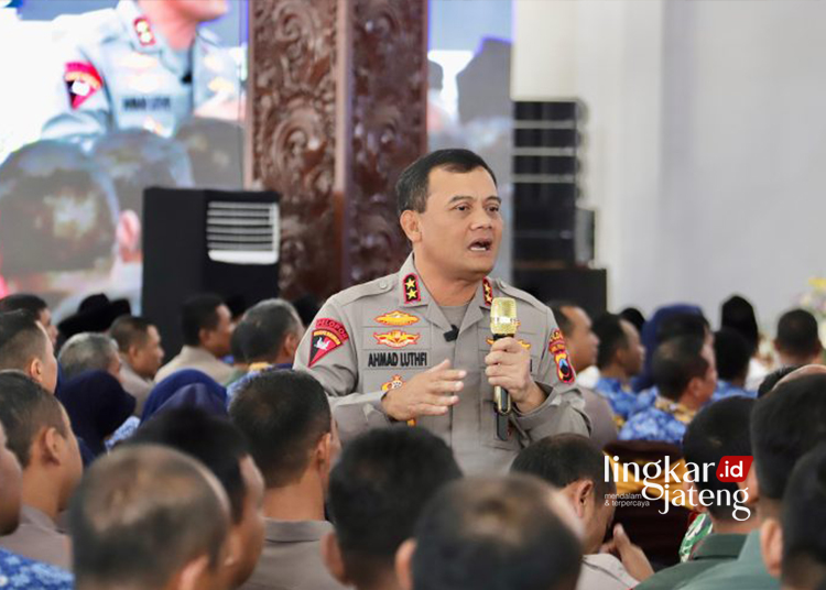 Kapolda Jawa Tengah, Irjen Pol Ahmad Luthfi saat melaksanakan kegiatan silaturahmi di Pendopo Kabupaten Kendal. (Humas Polres/Lingkarjateng.id)