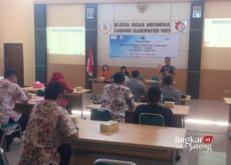 LOKAKARYA: Suasana lokakarya penguatan kelembagaan penyedia layanan yang diikuti sejumlah organisasai perangkat daerah pati di di Gedung IBI Kabupaten Pati, Selasa, 25 Juni 2024. (Dinsos P3AKB Pati/Lingkarjateng.id)