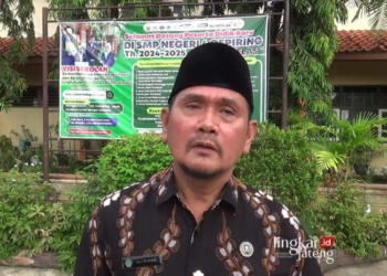Sutrisno, Kepala Sekolah SMPN 4 Cepiring Kabupaten Kendal. (Syahril Muadz/Lingkarjateng.id)