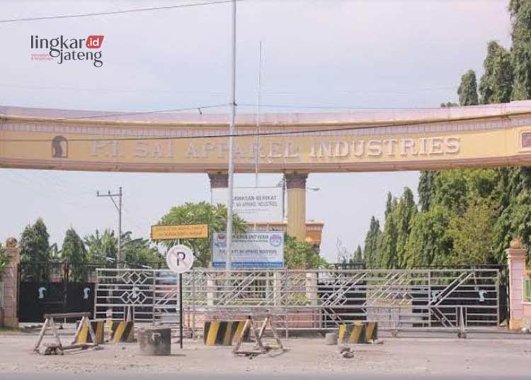 Serikat Pekerja Buka Suara soal Isu PHK 8000 Karyawan di PT Sai Apparel Semarang 25 Pabrik Tekstil PT Sai Apparel yang berada di Jl. Brigjen Sudiarto Bandungrejo, Kecamatan Mranggen, Kota Semarang. (Rizky Syahrul Al-Fath/Lingkarjateng.id)