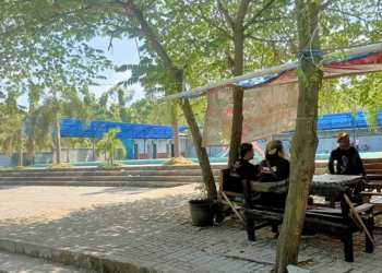 LOKASI: Tanah yang diduga diserobot oleh Pemdes Karangasem telah berdiri kolam renang yang dikelola oleh BUMDes Karangasem. (Dok. Lingkarjateng.id)