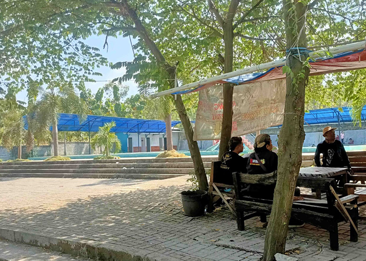 Tanggapan Pemdes Karangasem Grobogan yang Dilaporkan ke Polda Terkait Sengketa Tanah 25 LOKASI: Tanah yang diduga diserobot oleh Pemdes Karangasem telah berdiri kolam renang yang dikelola oleh BUMDes Karangasem. (Dok. Lingkarjateng.id)