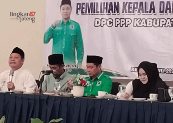 Mirna Annisa-Urike Hidayat Berpotensi Terima Rekom PPP Maju Pilbup Kendal 29 Rapimcab DPC Partai Persatuan Pembangunan (PPP) Kabupaten Kendal yang digelar di Hotel Sae Inn, Kendal, pada Jumat, 5 Juli 2024. (Dok.Lingkarjateng.id)
