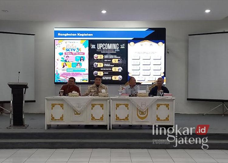 Konferensi Pers oleh Diskominfo Kendal bersama Wartawan di ruang abdi praja Kendal. (Arvian Maulana/Lingkarjateng.id)