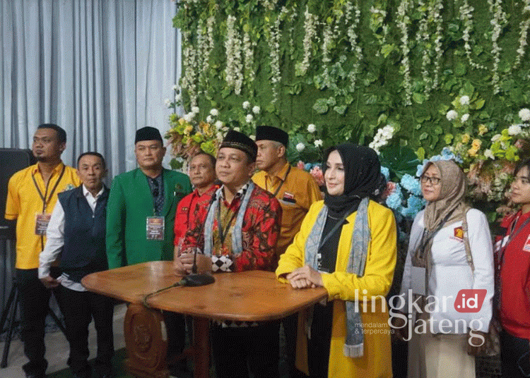 Aaf dan Balgis daftar ke KPU Kota Pekalongan