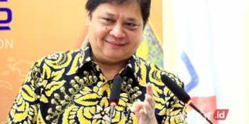 Airlangga Hartarto menyatakan mundur dari Ketua Umum Partai Golkar pada Minggu, 11 Agustus 2024. (Antara/Lingkarjateng.id)