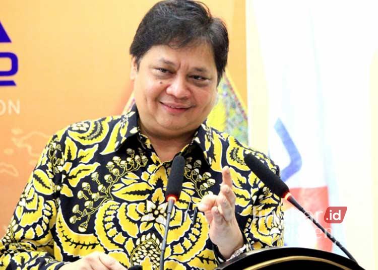 Airlangga Hartarto menyatakan mundur dari Ketua Umum Partai Golkar pada Minggu, 11 Agustus 2024. (Antara/Lingkarjateng.id)