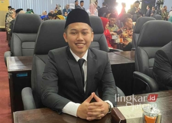 Anggota DPRD Kendal periode 2024-2029 dari Fraksi PDIP, Muhammad Iqbal Adila. (Unggul Priambodo/Lingkarjateng.id)