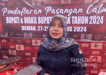 Ketua KPU Demak, Siti Ulfaati. (M. Burhanuddin Aslam/Lingkarjateng.id)