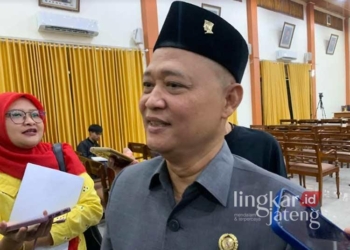 Ketua DPC PDIP Kabupaten Demak, Fahrudin Bisri Selamet. (M. Burhanuddin Aslam/Lingkarjateng.id)