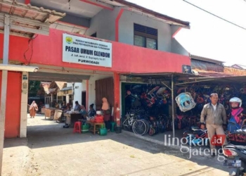 Suasana Pasar Glendoh yang lama di Jalan R. Suprapto, Kabupaten Grobogan. (Dok. Pribadi/Lingkarjateng.id)