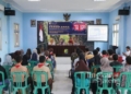 SOSIALISASI: Bunda Forum Anak Kota Pekalongan, Inggit Soraya, membuka sosialisasi pencegahan pernikahan dini bagi remaja di Kecamatan Pekalongan Utara, Kota Pekalongan di Aula Kecamatan setempat, Jumat, 9 Agustus 2024. (Kominfo Kota Pekalongan/Lingkarjateng.id)