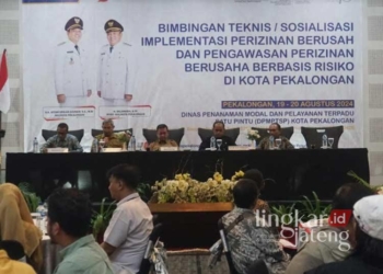 Pemerintah Kota Pekalongan mengadakan sosialisasi Implementasi Perizinan Berusaha dan Pengawasan Perizinan Berusaha Berbasis Risiko di Hotel Howard Johnson (Hojo) Pekalongan, pada 19-20 Agustus 2024. (Dok. Kominfo Kota Pekalongan/Lingkarjateng.id)