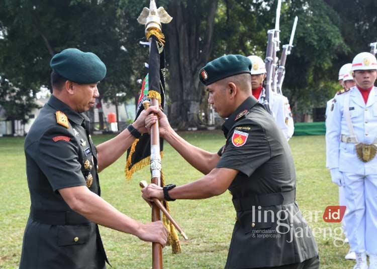 Upacara Serah Terima Jabatan Danyonif 400 Banteng Raiders