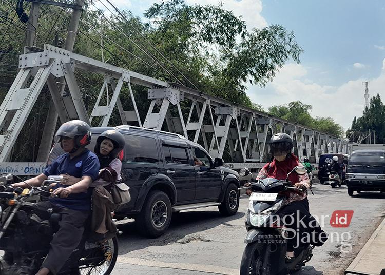 Jembatan Lusi Dialihkan ke Pemkab Grobogan 25 Penampakan Jembatan Kali Lusi, Purwodadi, Grobogan. (Eko Wicaksono/Lingkarjateng.id)