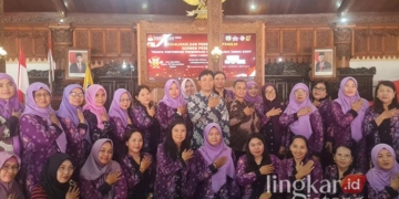 SOLID: KPU Kabupaten Jepara bersama para anggota GOW Kabupaten Jepara di Pendopo RA Kartini. (Muhammad Aminudin/Lingkarjateng.id)