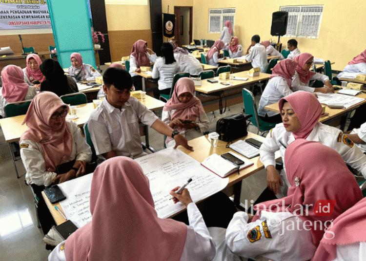 Diseminasi Penyediaan Layanan Pengaduan Kasus Kekerasan Perempuan dan Anak