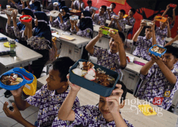 ILUSTRASI: Uji coba program Makan Bergizi Gratis (MBG) di Kota Salatiga telan anggaran Rp 463,98 juta. (Antara/Lingkarjateng.id)