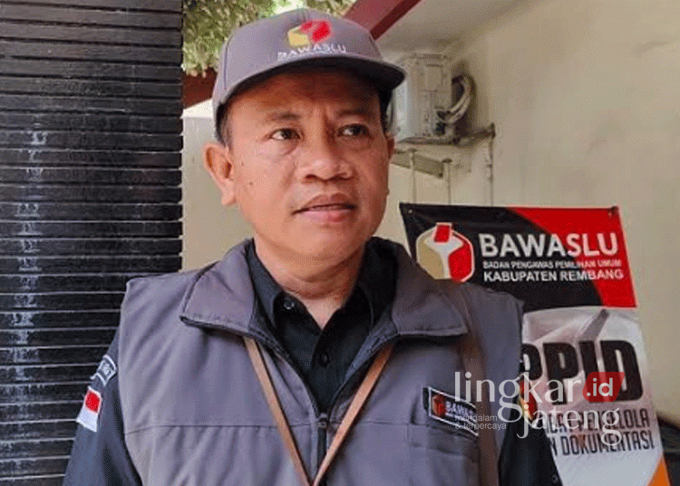Ketua Badan Pengawas Pemilihan Umum (Bawaslu) Kabupaten Rembang, Totok Suparyanto. (Setyo Nugroho/Lingkarjateng.id)