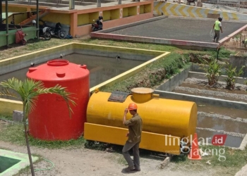 Instalasi Pengolahan Lumpur Tinja (IPLT) di komplek TPA Ngronggo, Kumpulrejo, Kecamatan Argomulyo, Salatiga, Selasa (8/10). (Angga Rosa/Lingkarjateng.id)