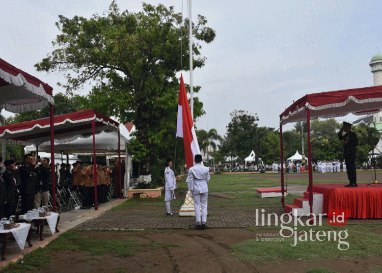 Upacara Hari Pahlawan di Kendal