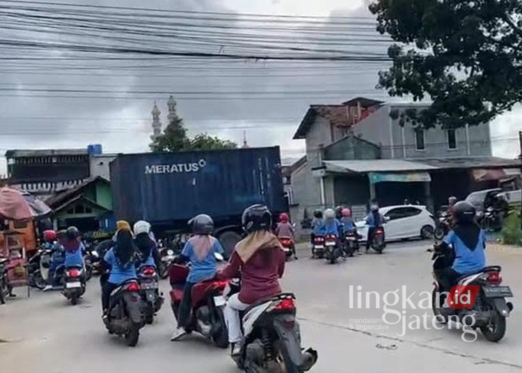 Kepadatan lalu lintas di Jepara