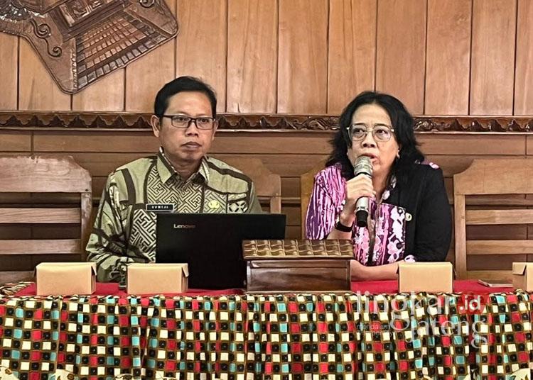 Pemkab Blora Siapkan Anggaran Puluhan Miliar Rupiah untuk Program Desa Tahun 2025 25 Kepala PMD Kabupaten Blora, Yayuk Windrati. (Dok. Pribadi/Lingkarjateng.id)